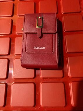 Women's Small Crossbody Phone Bag in Red